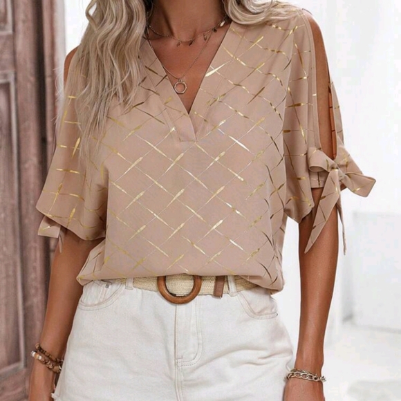 Gold Geo Print Knot Cuff Split Sleeve Blouse - Picture 2 of 5